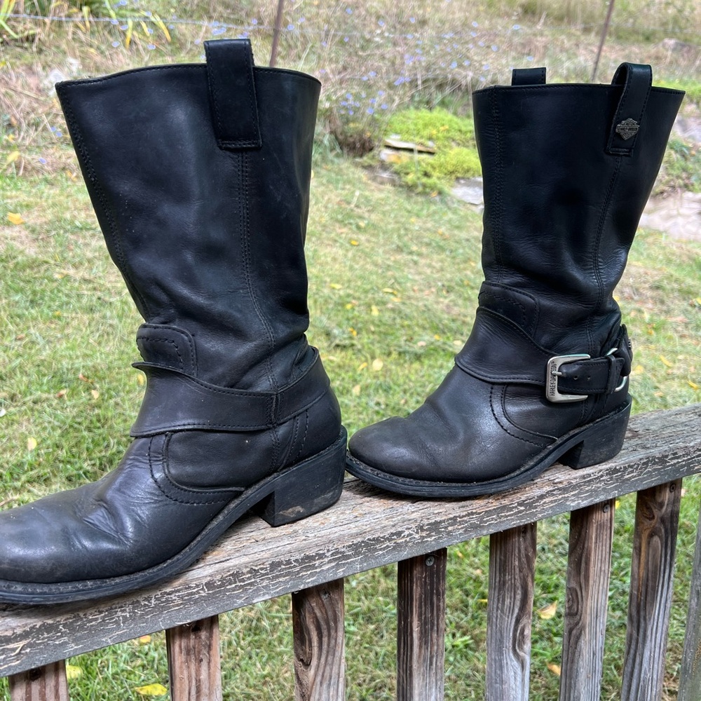 Women Harley Davidson pull on motorcycle boots